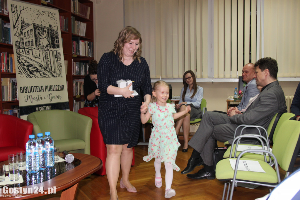 Promocja Gost Town i Siedem Piór w bibliotece