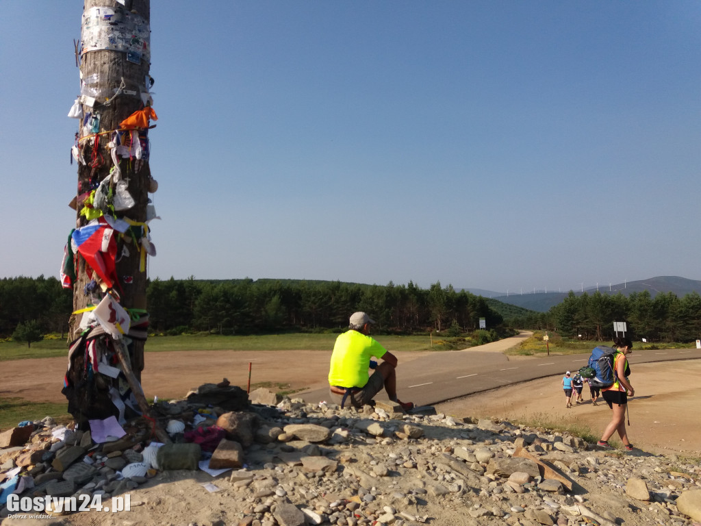 Wzięła plecak i przeszła 700 km... pieszo