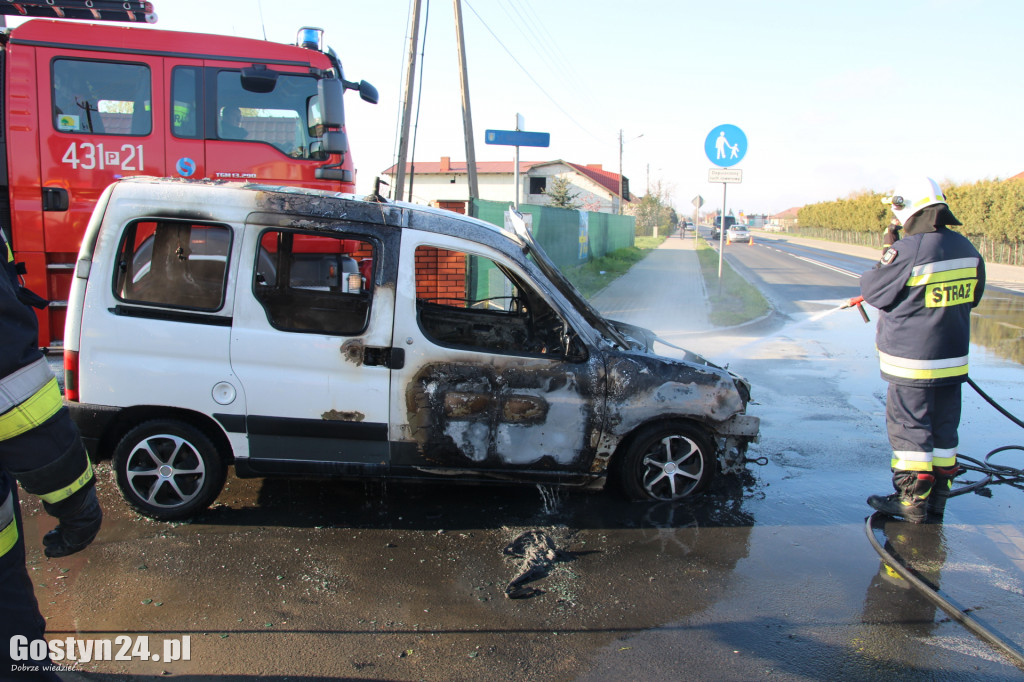 Pożar samochodu w Krobi