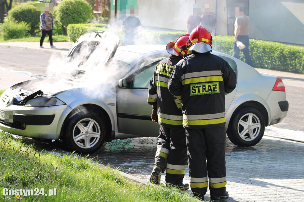 Pożar auta na os. Przemysława II