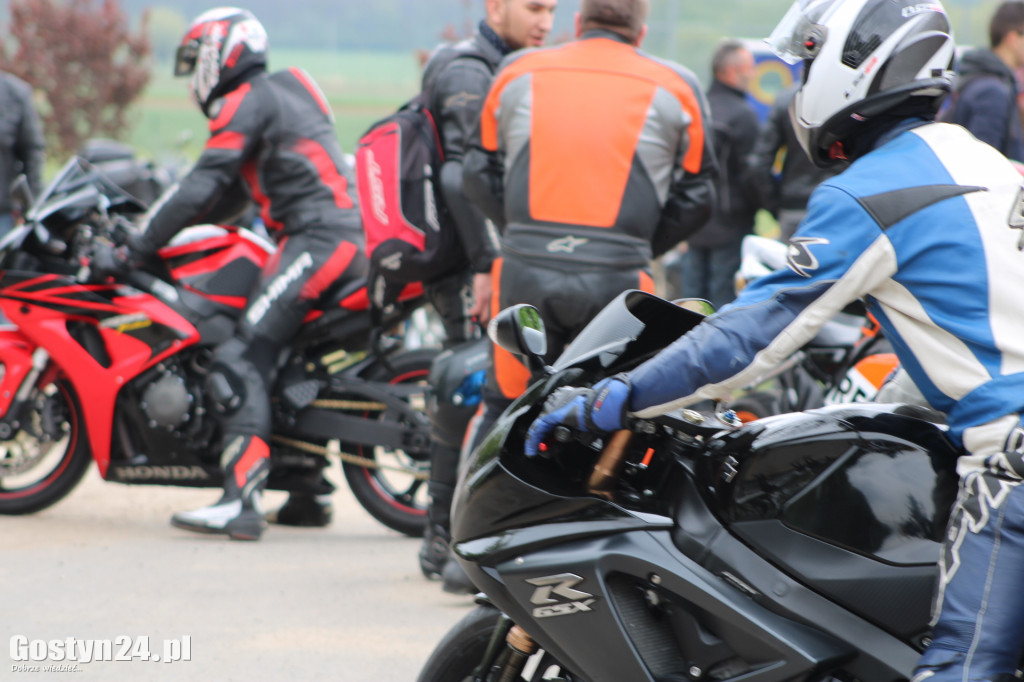 Rozpoczęcie sezonu motocyklowego w Dzięczynie