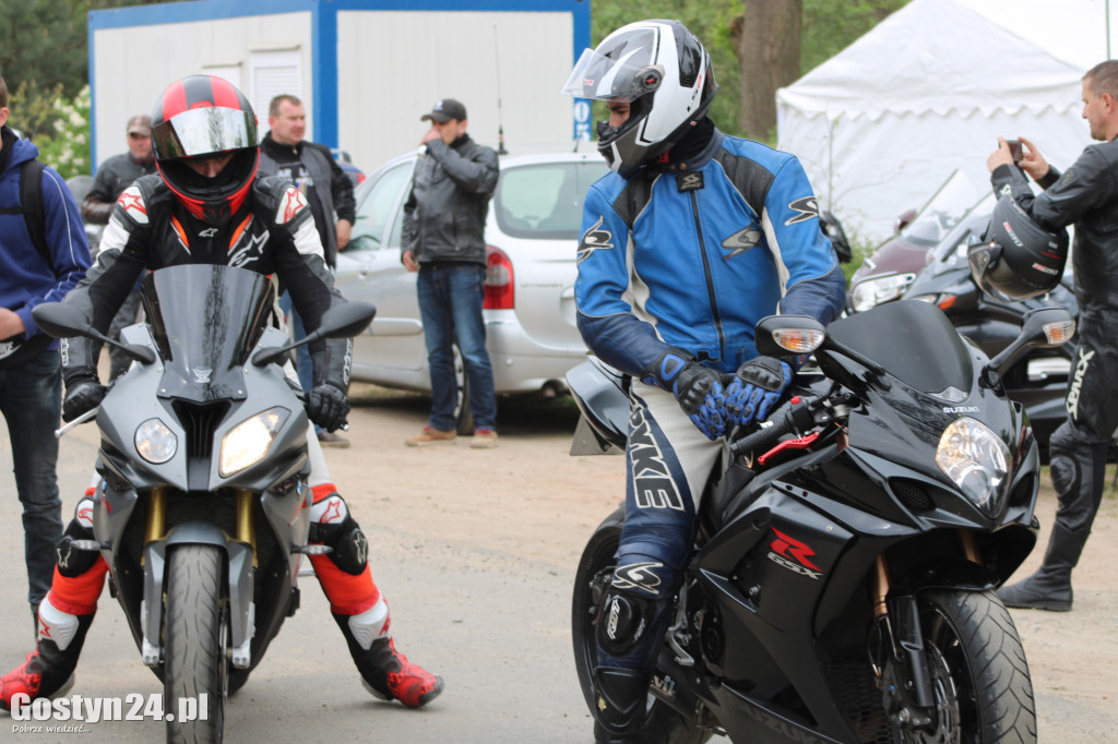 Rozpoczęcie sezonu motocyklowego w Dzięczynie