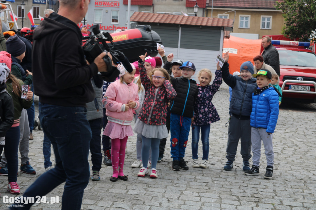 Spotkanie z profilaktyką na gostyńskim rynku