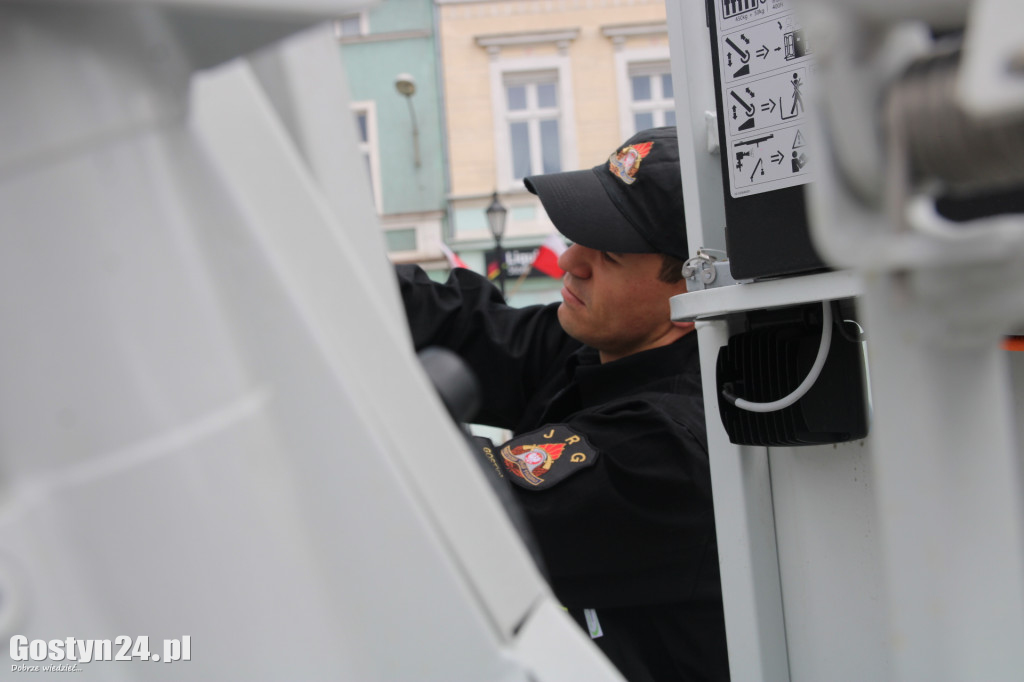 Spotkanie z profilaktyką na gostyńskim rynku