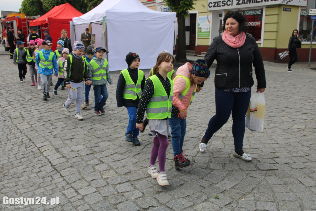 Spotkanie z profilaktyką na gostyńskim rynku