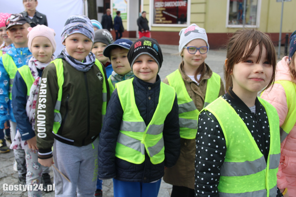 Spotkanie z profilaktyką na gostyńskim rynku