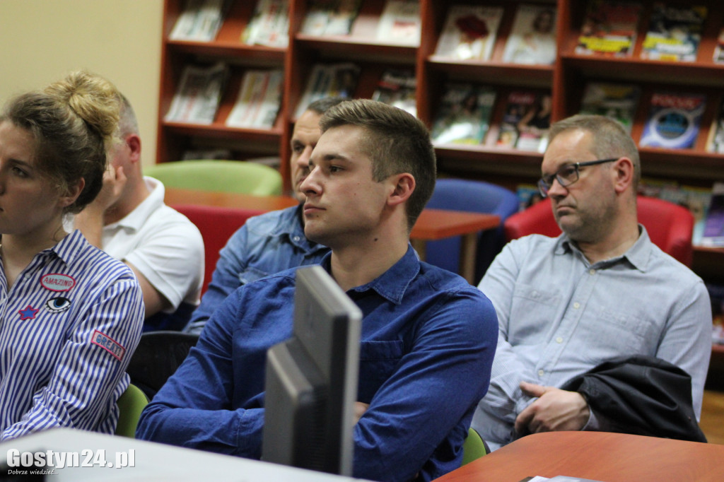 Konferencja kandydatów Konfederacji w Gostyniu