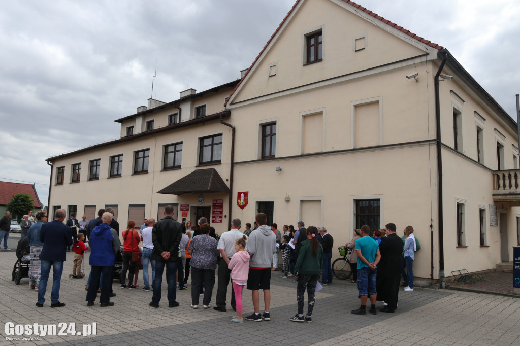 W poszukiwaniu historii Pogorzeli
