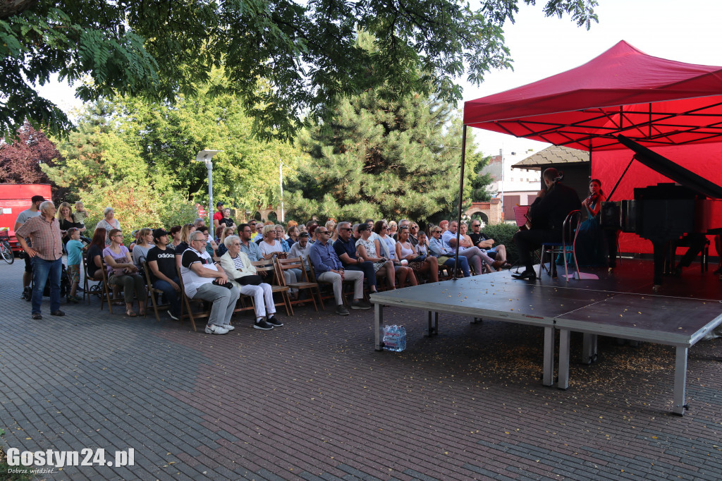 Koncert Tria im. Wiłkomirskich w Gostyniu