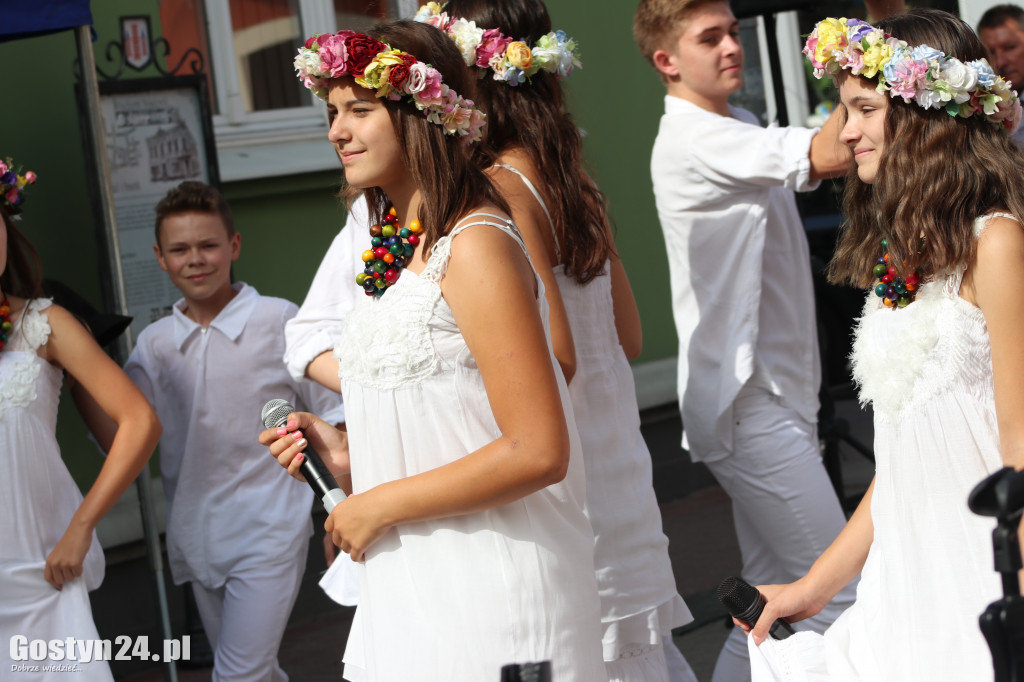 Dożynkowy happening na gostyńskim deptaku