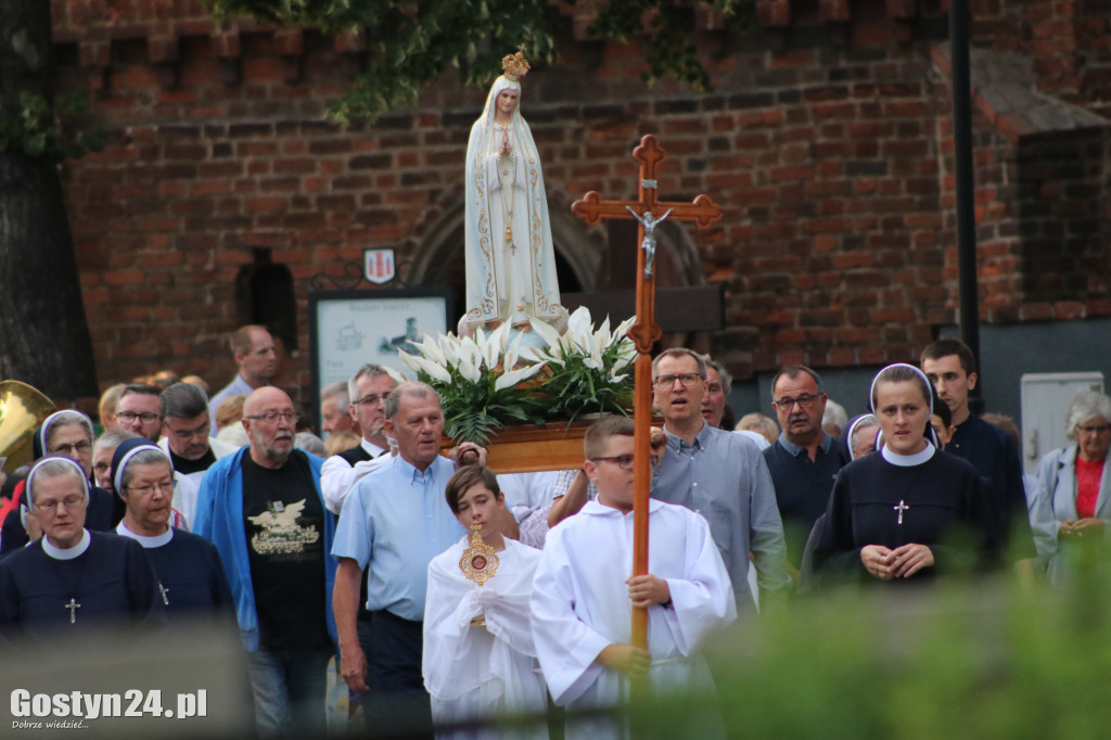 Procesja Fatimska ulicami Gostynia