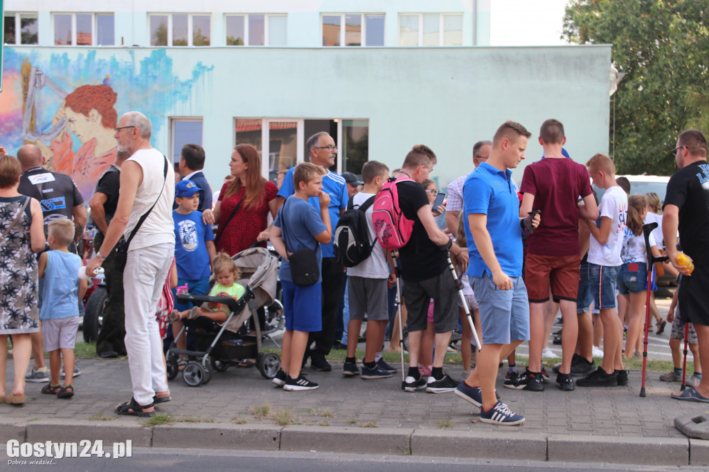 Flagowanie z Unią Leszno w Gostyniu