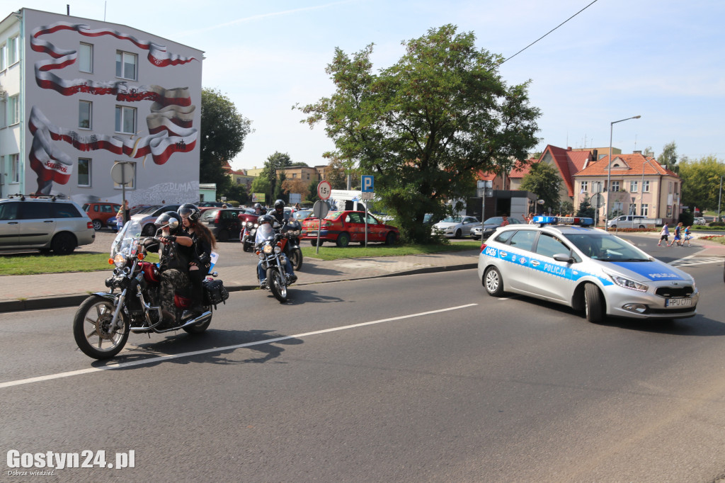 Flagowanie z Unią Leszno w Gostyniu