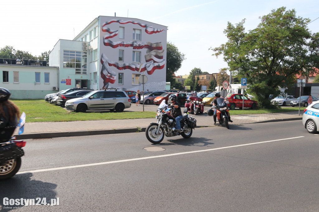 Flagowanie z Unią Leszno w Gostyniu