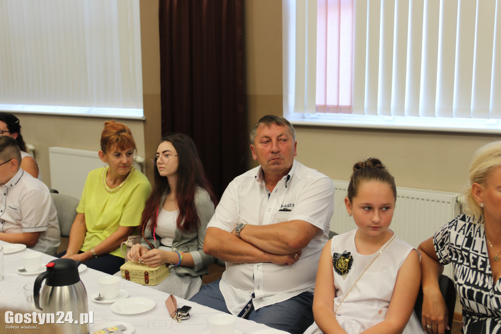 Wręczenie stypendiów uczniom z boreckich szkół
