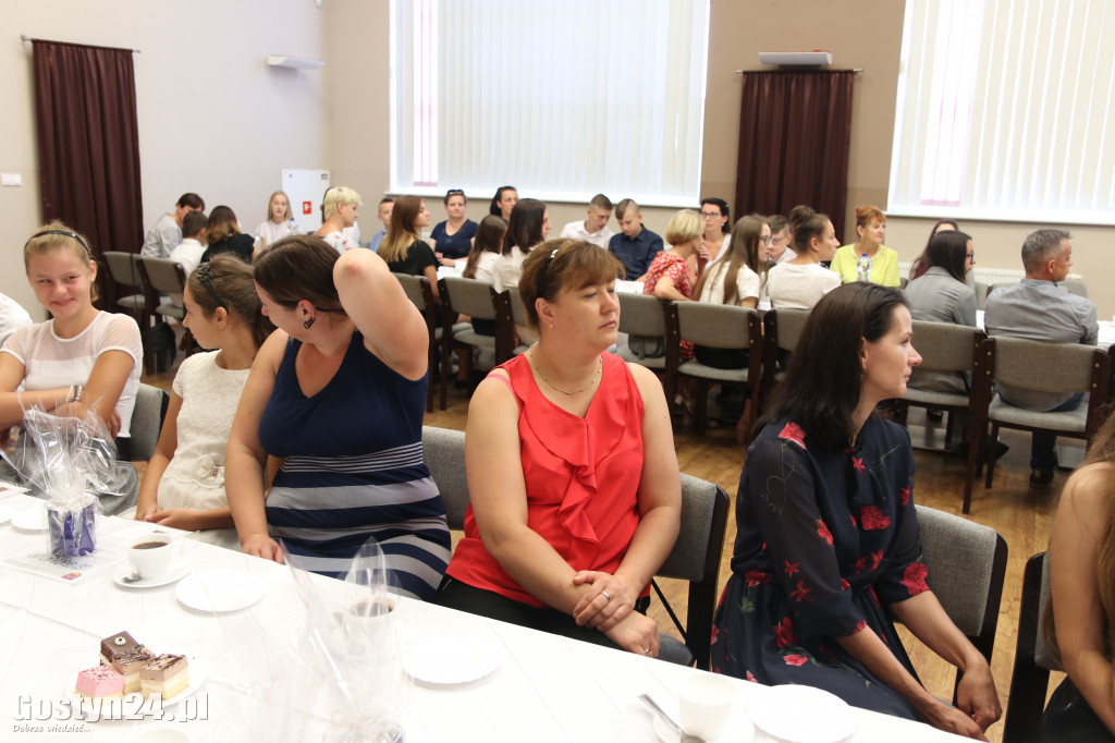 Wręczenie stypendiów uczniom z boreckich szkół