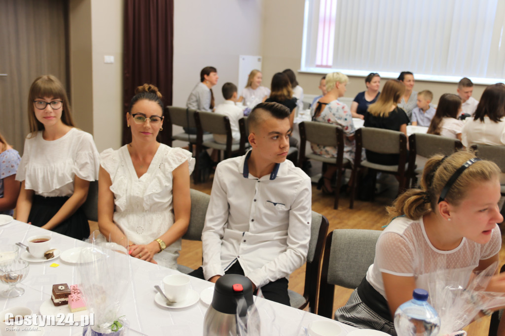 Wręczenie stypendiów uczniom z boreckich szkół