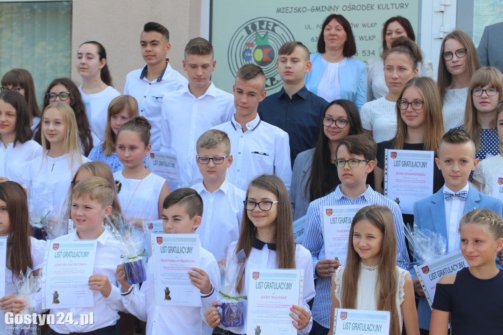 Wręczenie stypendiów uczniom z boreckich szkół
