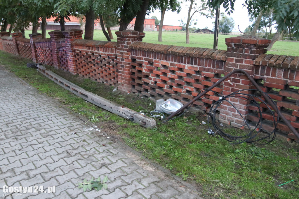 Zdarzenie drogowe w Pępowie