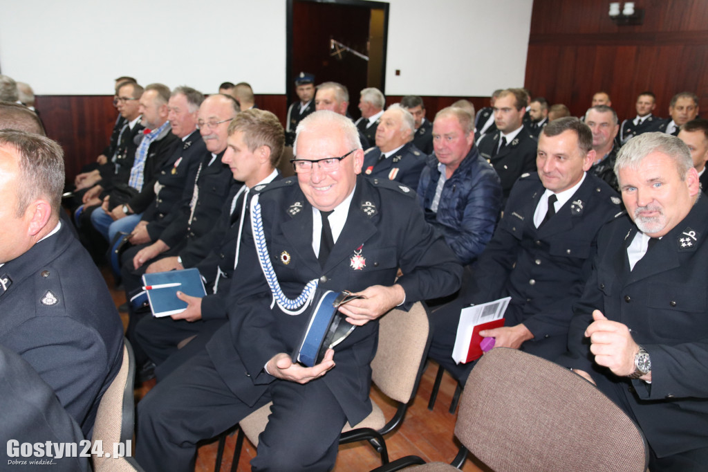 Straży z OSP podpisali umowy z rządem