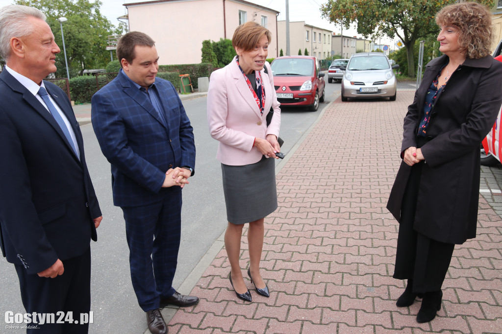 Podopieczni ŚDS w Gostyniu mają nowe auto