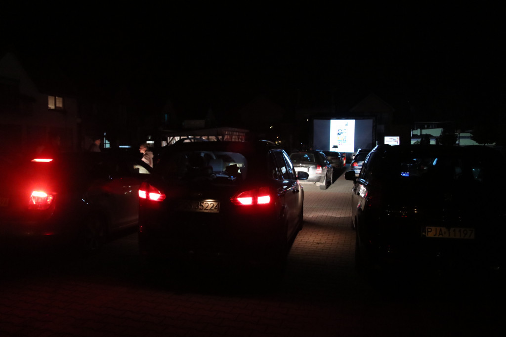 Kino samochodowe w Pępowie