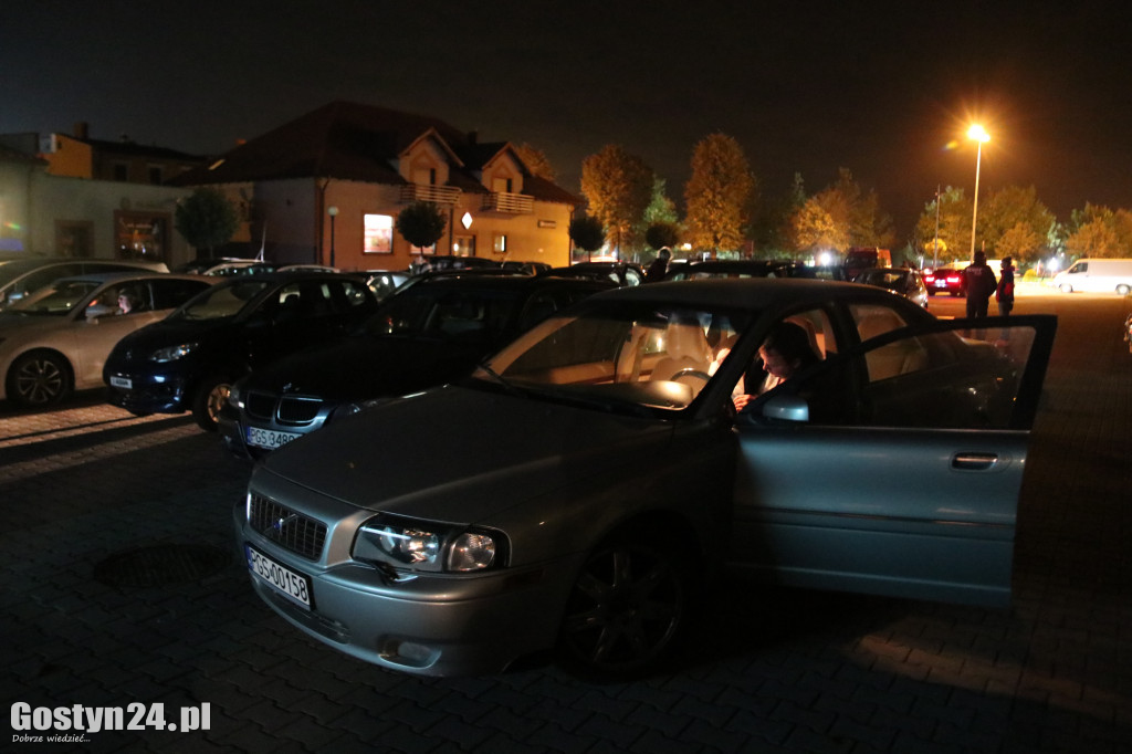 Kino samochodowe w Pępowie