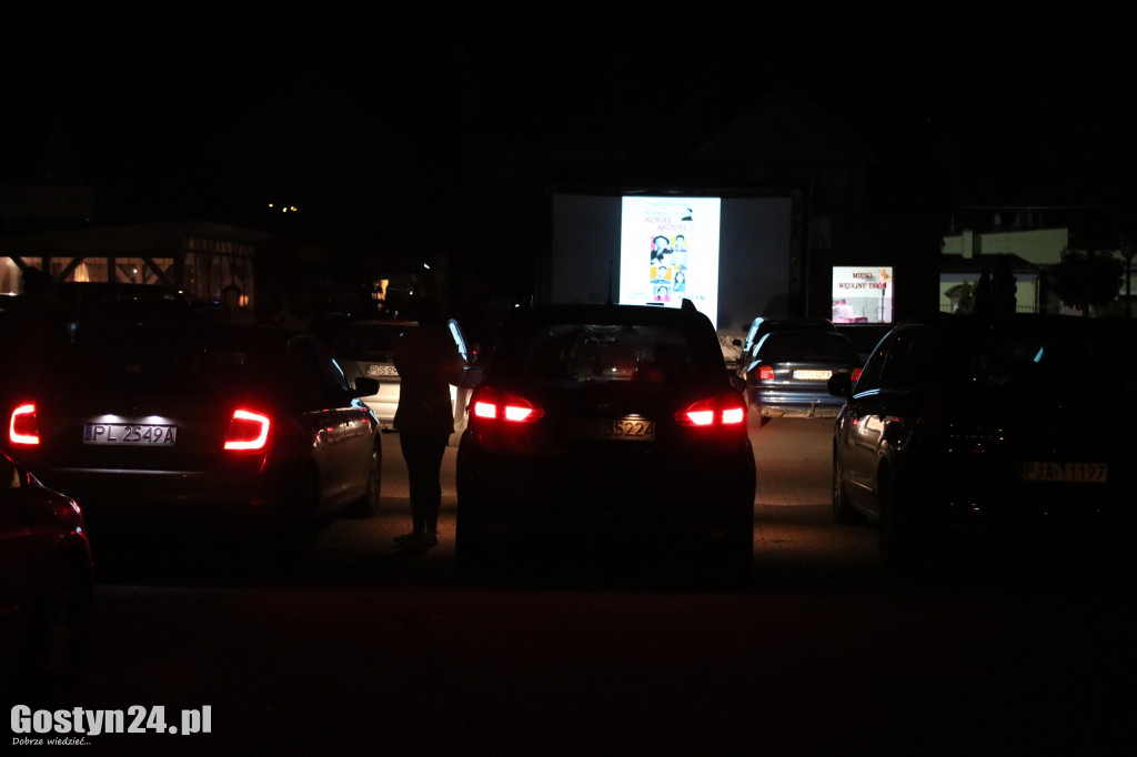 Kino samochodowe w Pępowie