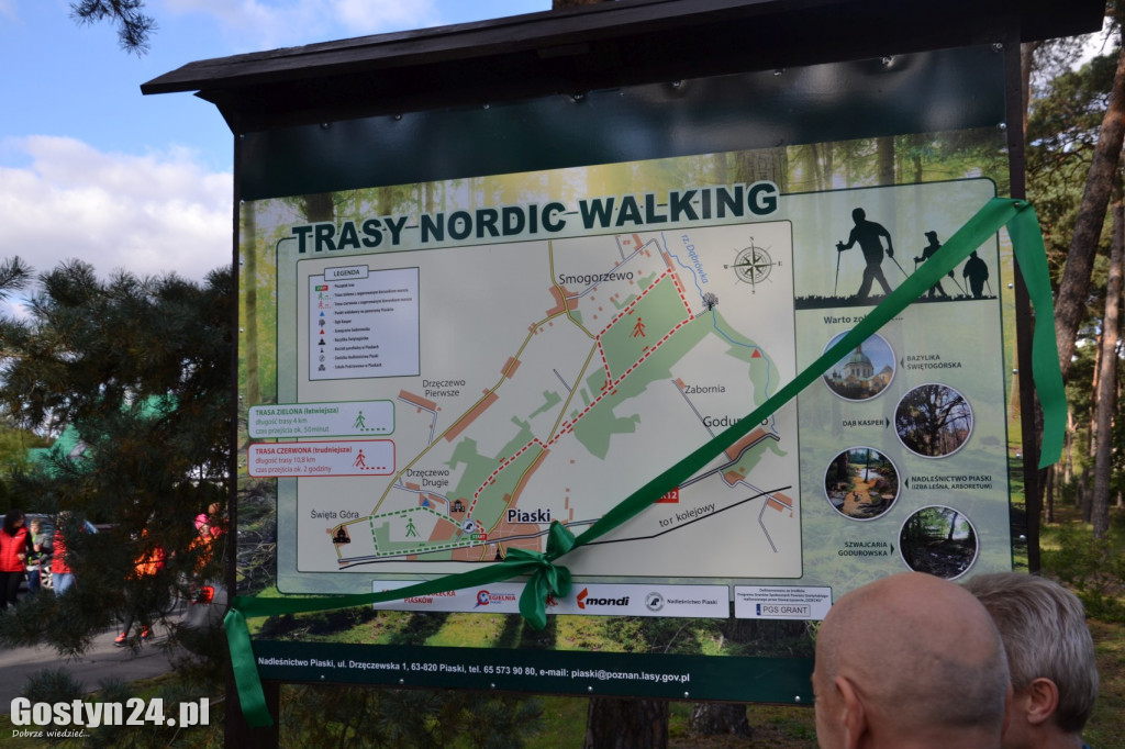 Otwarcie tras nordic walking w Piaskach