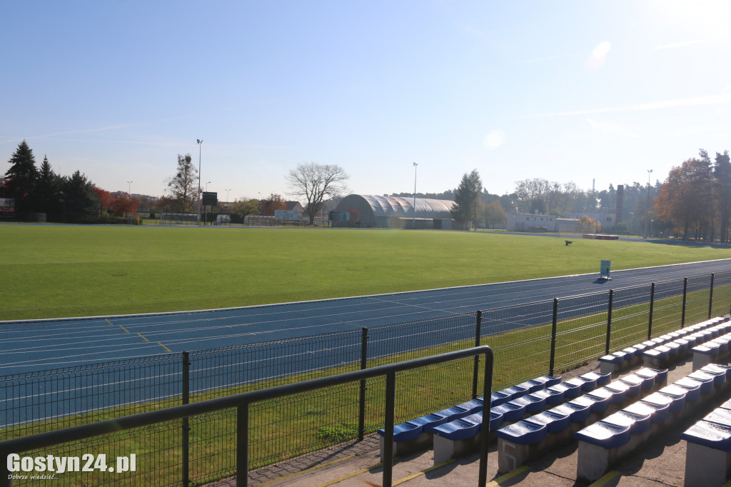 Budowa szatni na gostyńskim stadionie