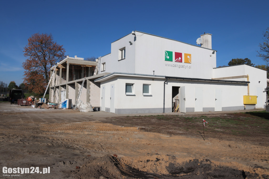Budowa szatni na gostyńskim stadionie