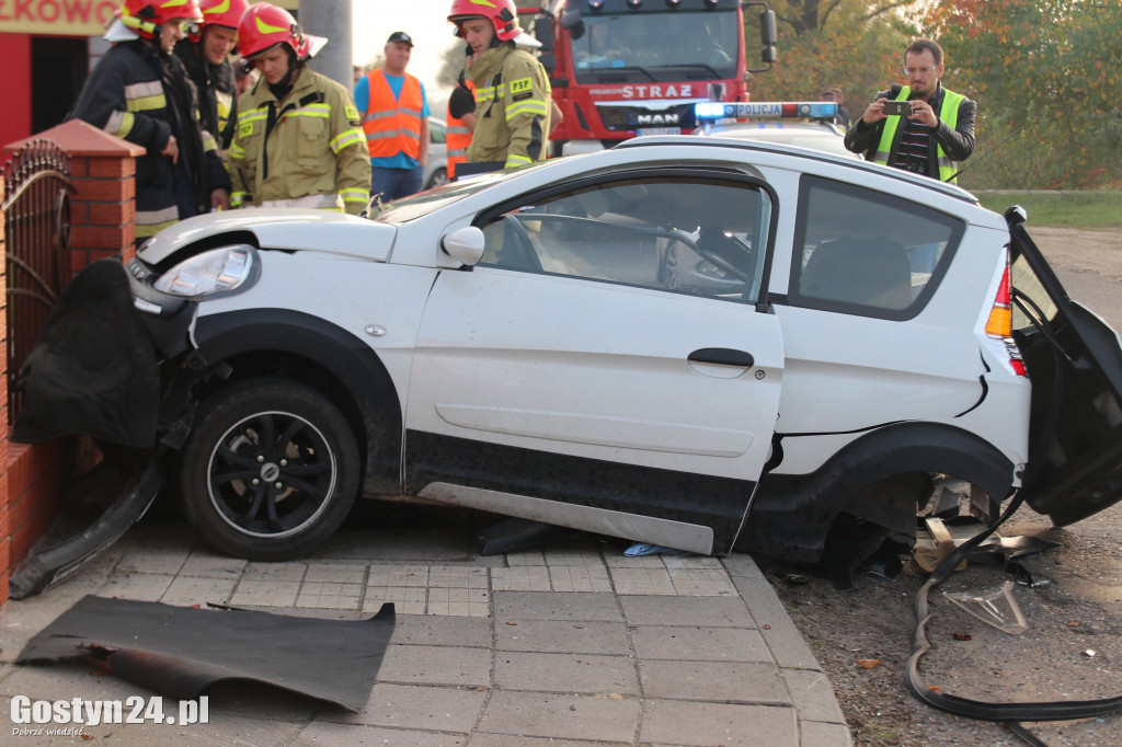 Wypadek dwóch aut w Ziółkowie