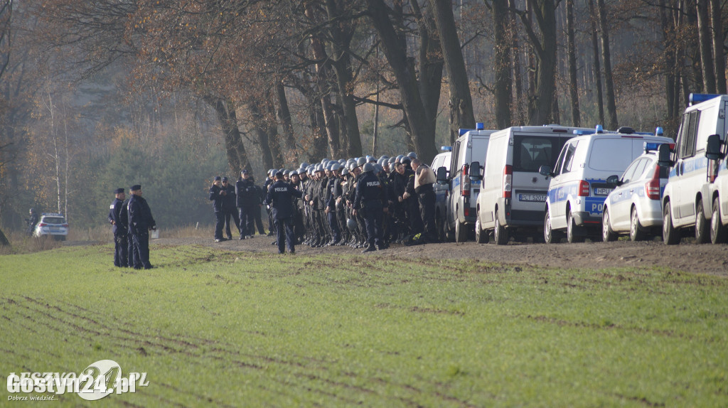 Obława pod Lesznem po napadzie na pocztę