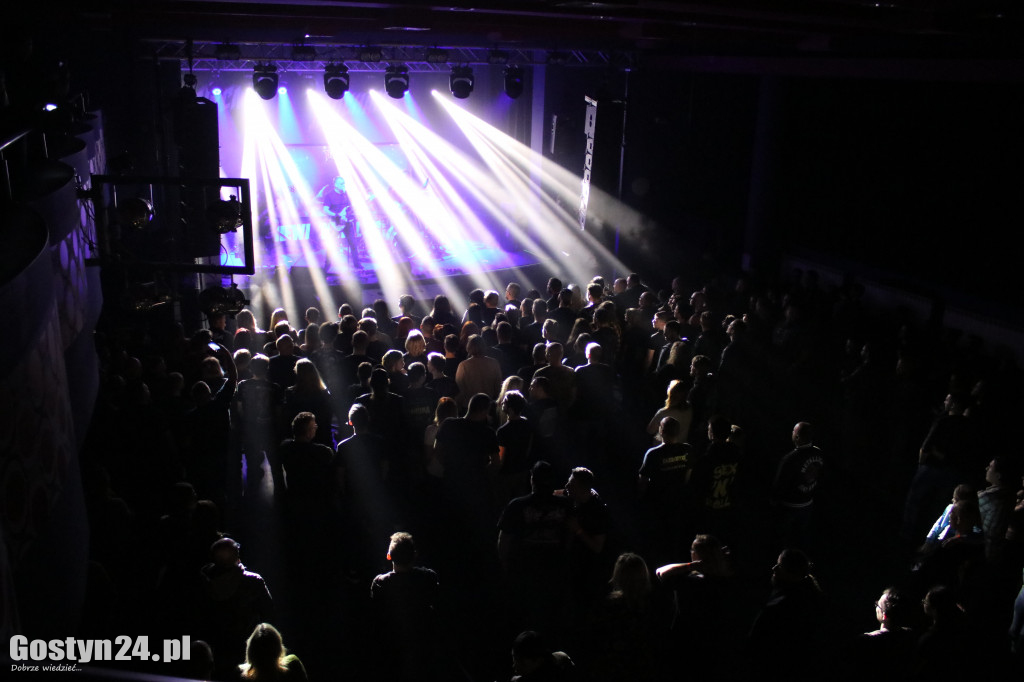 Koncert Nocnego Kochanka w GOK Hutnik