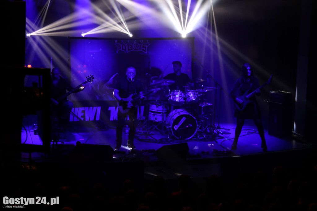 Koncert Nocnego Kochanka w GOK Hutnik