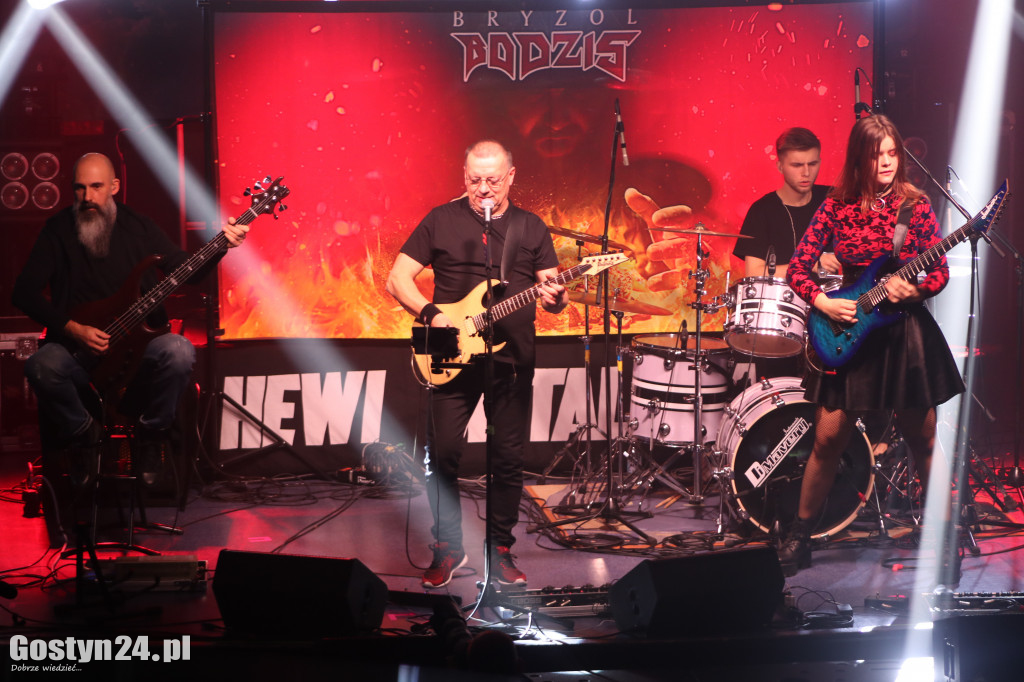 Koncert Nocnego Kochanka w GOK Hutnik