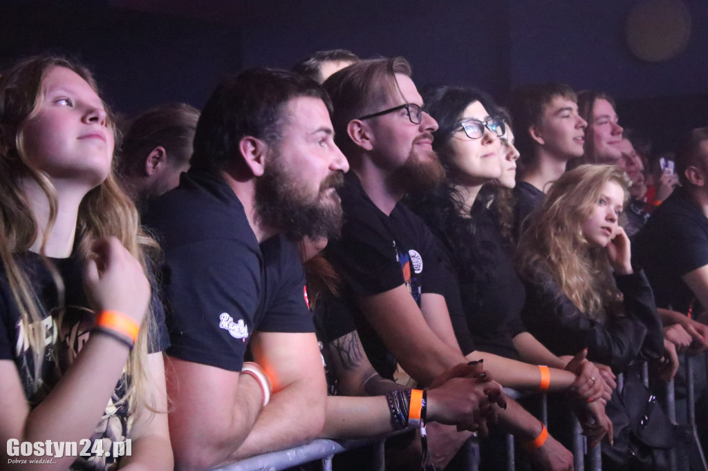 Koncert Nocnego Kochanka w GOK Hutnik
