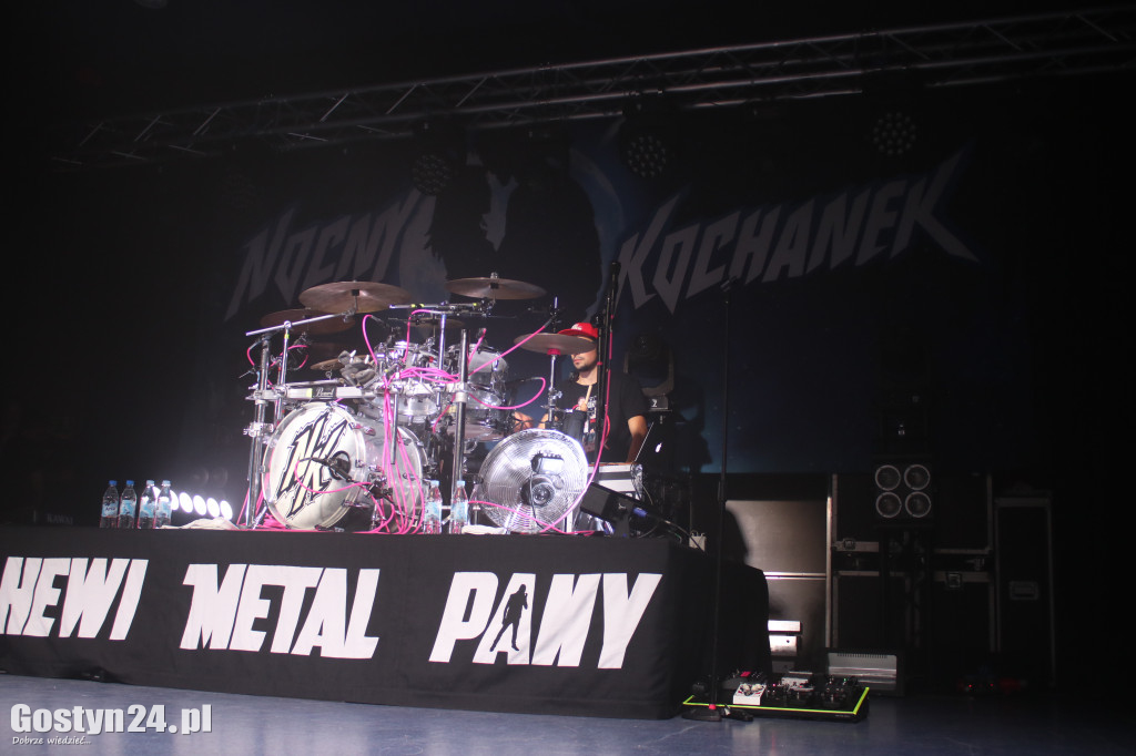 Koncert Nocnego Kochanka w GOK Hutnik