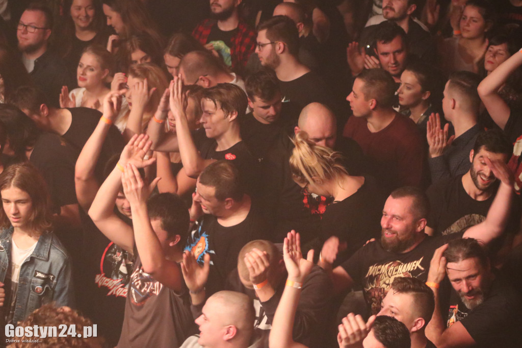 Koncert Nocnego Kochanka w GOK Hutnik
