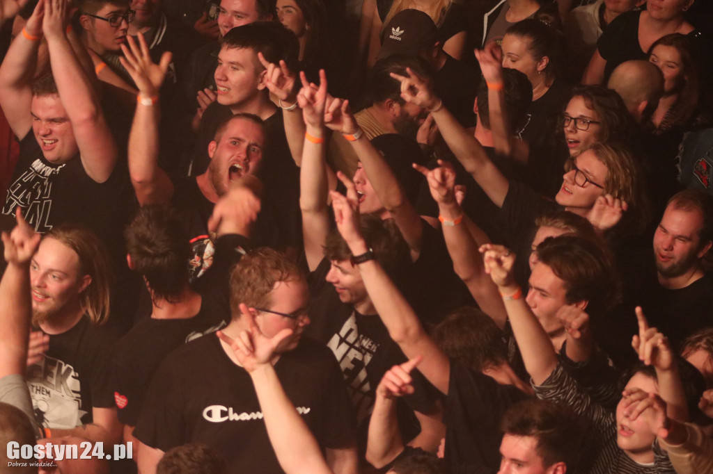 Koncert Nocnego Kochanka w GOK Hutnik