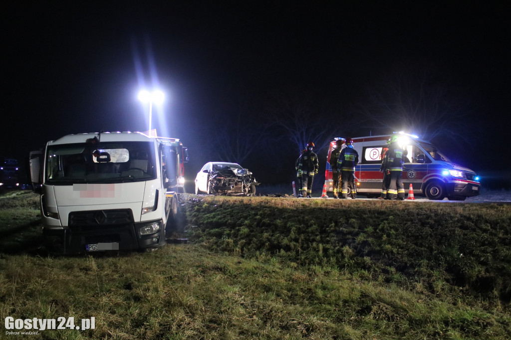 Zderzenie aut na trasie Gostyń-Stara-Krobia
