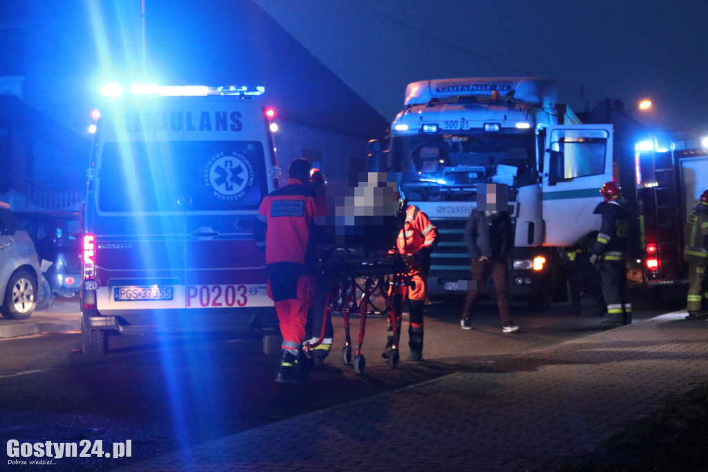 Zderzenie dwóch ciężarówek w Grabonogu