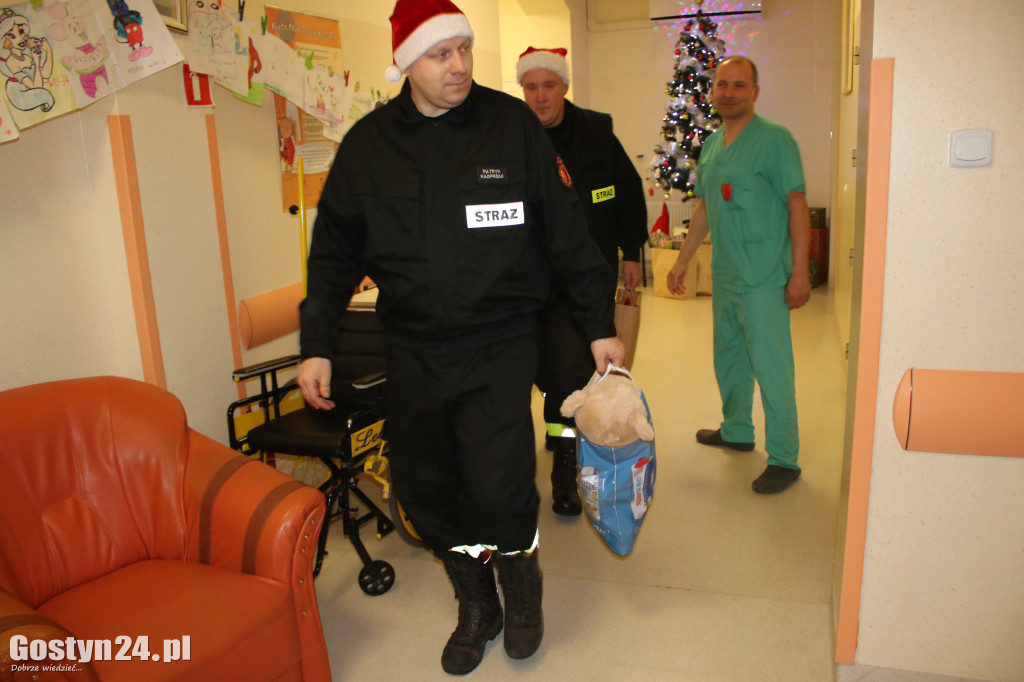 Finał akcji Paczka dla dzieciaka na święta od strażaka