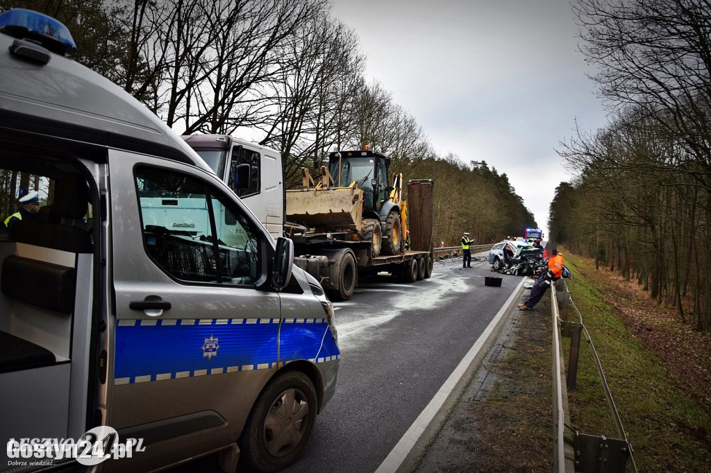 Tragiczny wypadek z udziałem 28-latki z naszego powiatu
