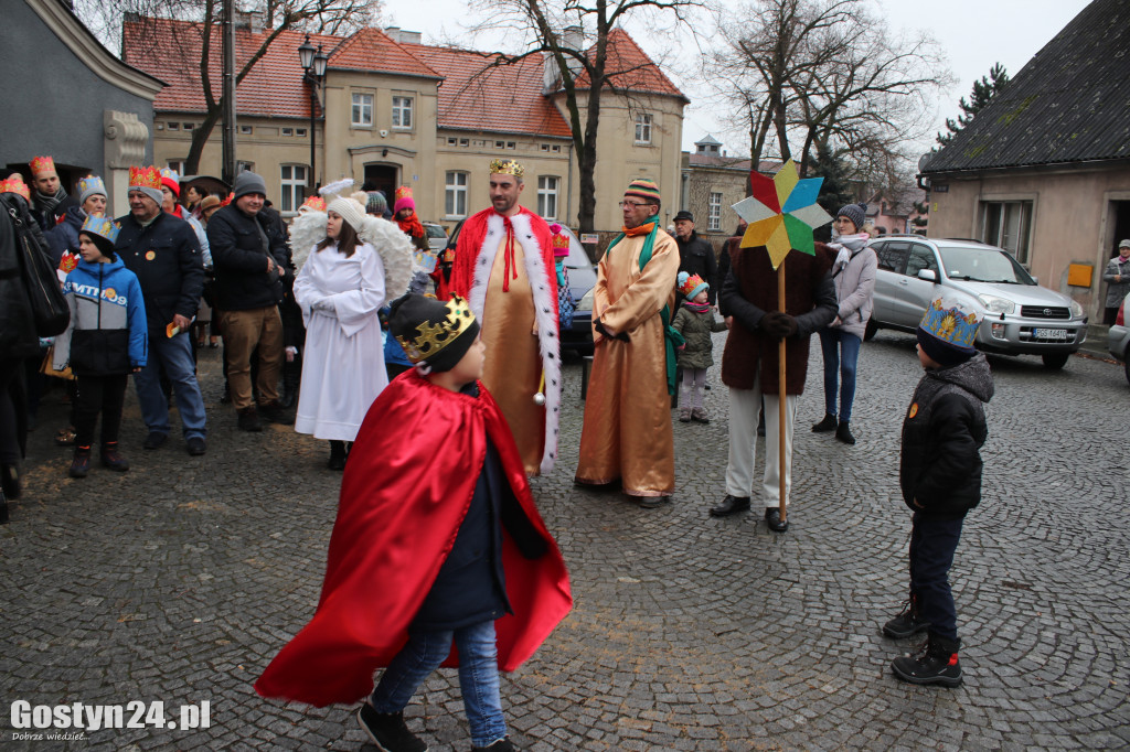 Orszak Trzech Króli przeszedł ulicami Gostynia
