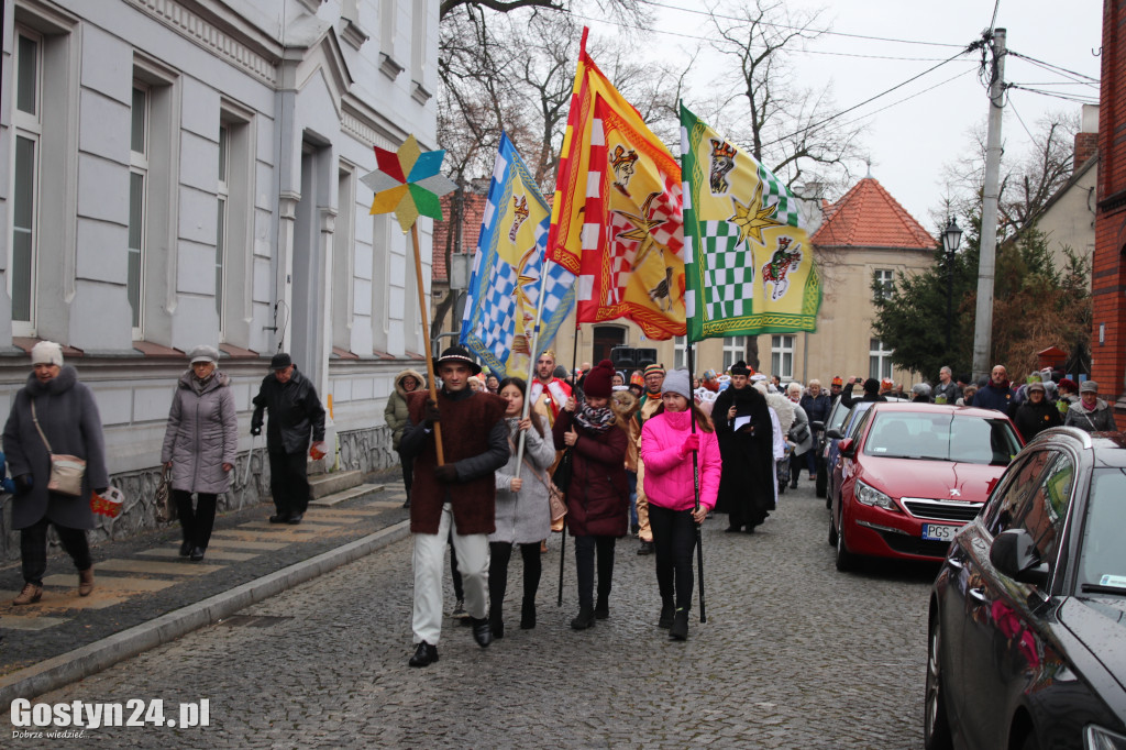 Orszak Trzech Króli przeszedł ulicami Gostynia