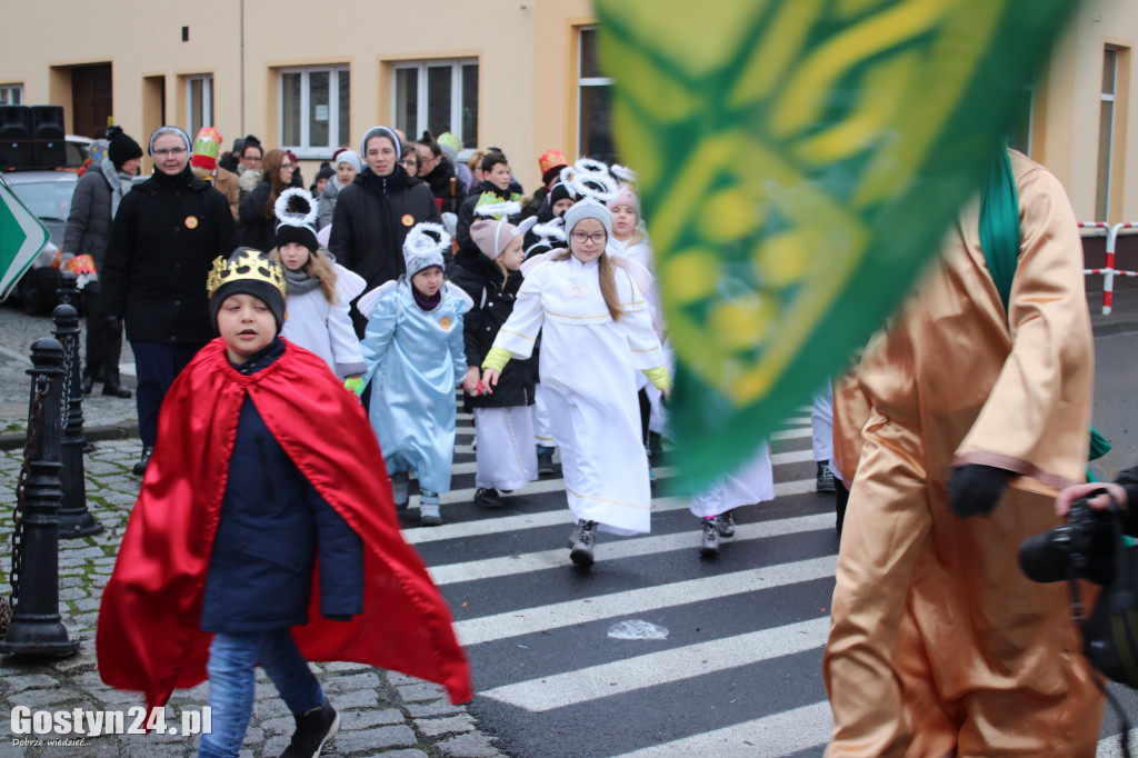 Orszak Trzech Króli przeszedł ulicami Gostynia