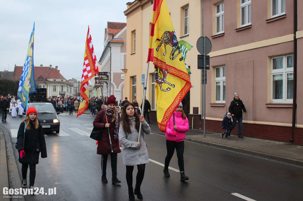 Orszak Trzech Króli przeszedł ulicami Gostynia