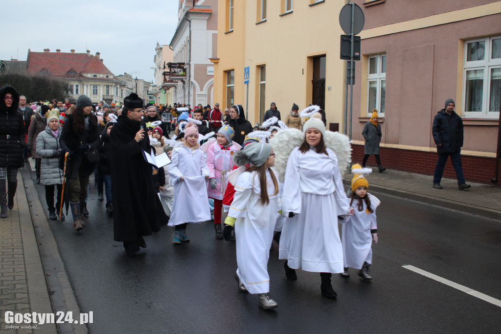 Orszak Trzech Króli przeszedł ulicami Gostynia