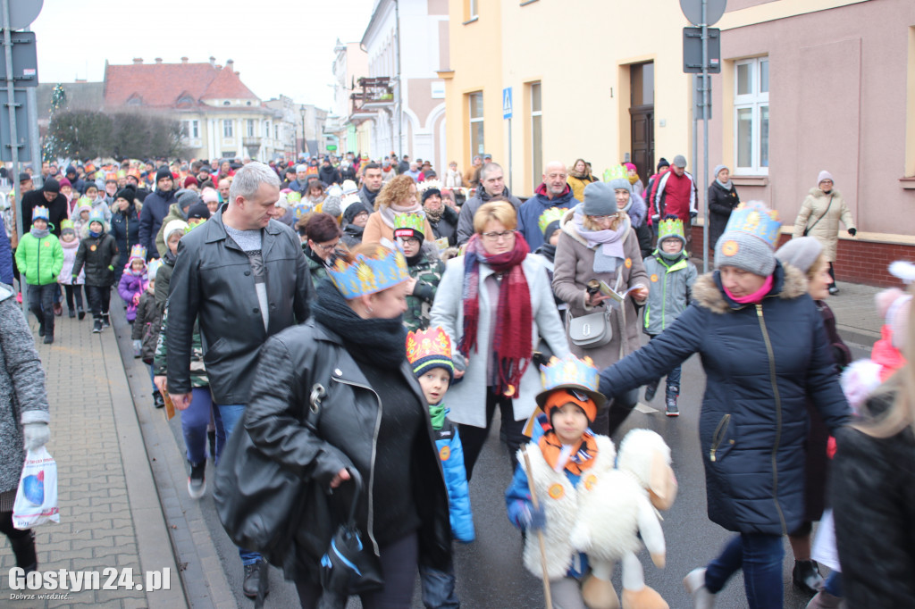 Orszak Trzech Króli przeszedł ulicami Gostynia